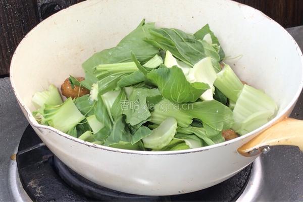 小白菜烧肉圆子的做法图解5