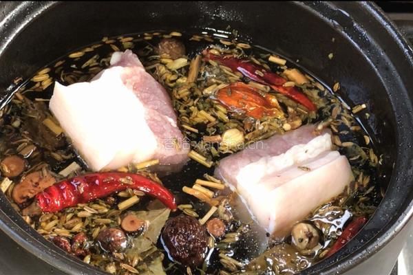 板栗烧肉的做法图解1
