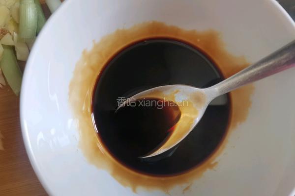 红烧鸡翅尖的做法图解5