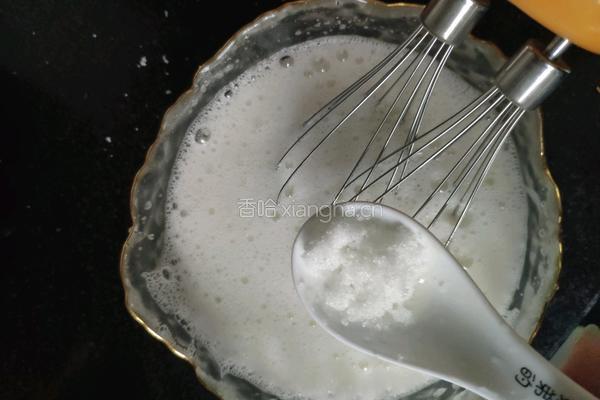 电饭煲蒸蛋糕的做法图解4