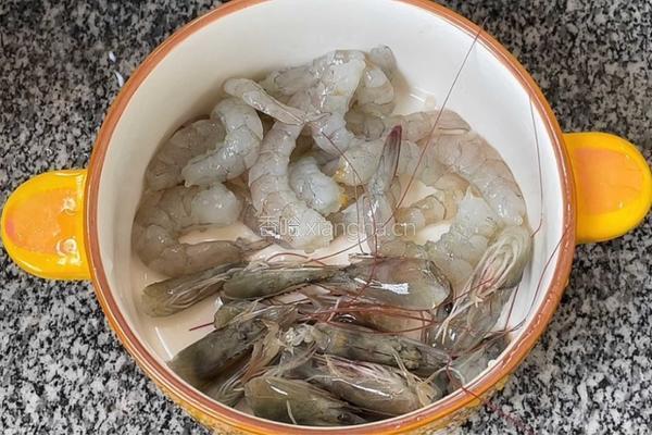 豆腐虾仁汤的做法图解2