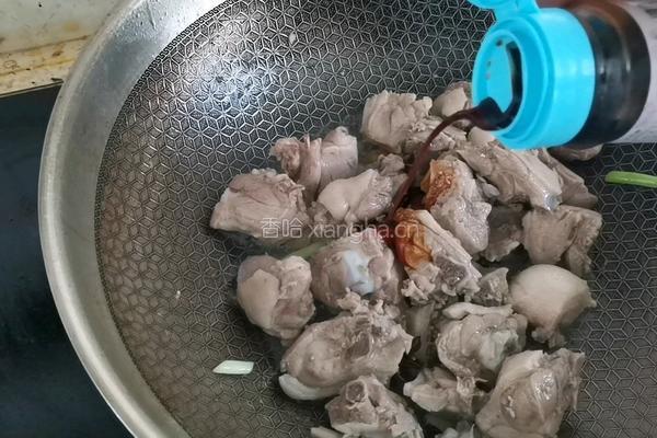白萝卜炖鸭肉的做法图解8