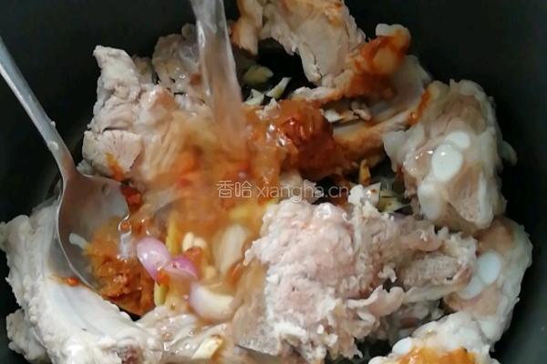 酱香排骨的做法图解7