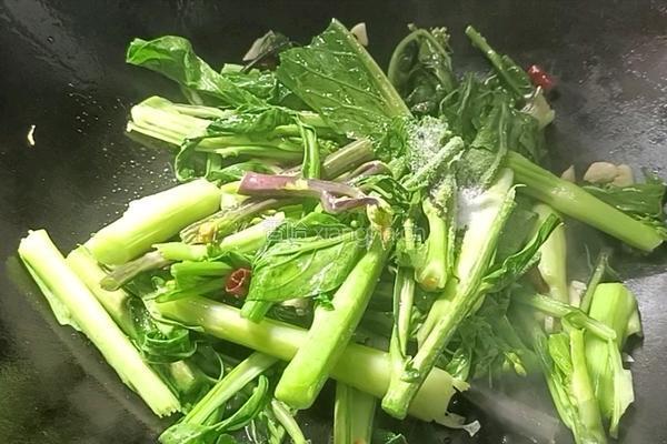 酸辣菜苔的做法图解5