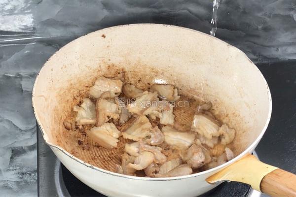 五花肉炒西兰花的做法图解7