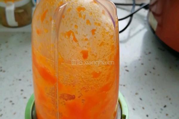 胡萝卜手擀面的做法图解2
