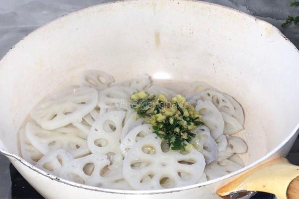 姜汁藕片的做法图解6