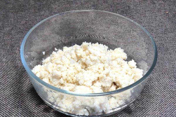 火腿西兰花炒豆渣的做法图解1