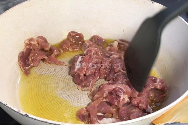 芹菜炒牛肉的做法图解7