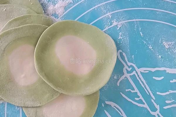 白菜翡翠饺子的做法图解13