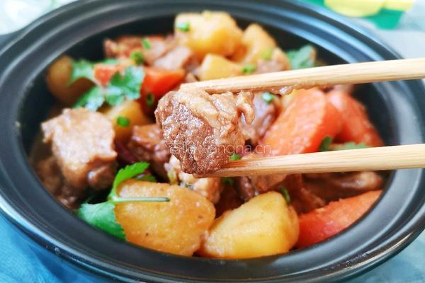 胡萝卜土豆炖羊肉的做法图解15
