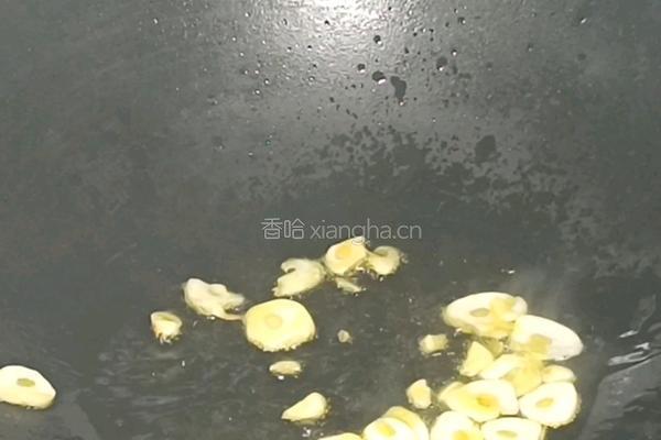 蒜爆莴笋苗的做法图解3