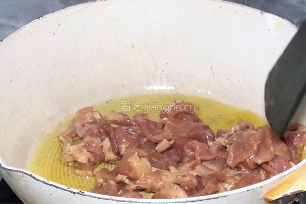 平菇炒肉的做法图解4