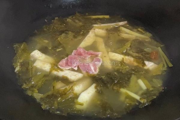 老坛酸菜面的做法图解5