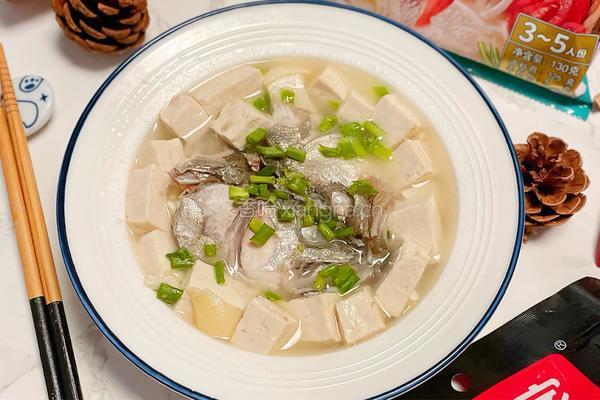鱼头豆腐汤的做法图解11