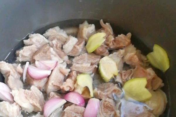 清炖牛肉南瓜的做法图解5