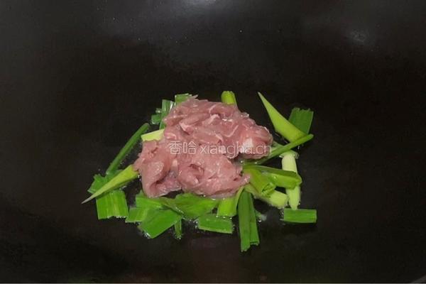 肉片炒蘑菇的做法图解4