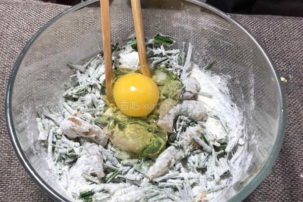 鲜虾韭菜饼的做法图解4