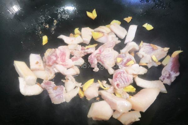 五花肉烧大白菜的做法图解3