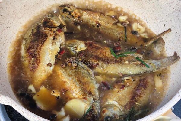 麻辣酥骨鱼的做法图解7