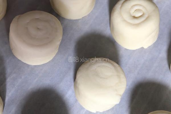 淡奶油小餐包的做法图解7