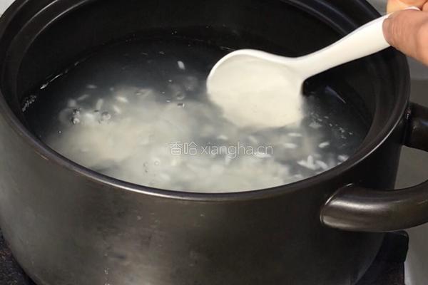三色丁肉末粥的做法图解2