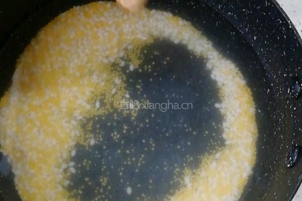 猪肝菠菜粥的做法图解2