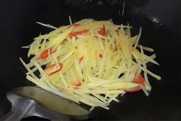酸辣土豆丝的做法图解6