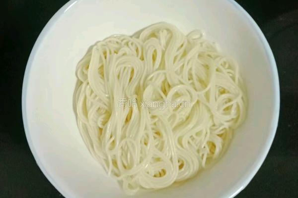 菌菇鸡蛋面的做法图解12