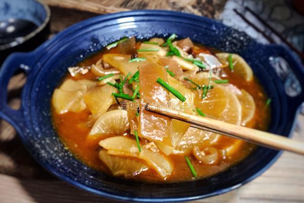 肉皮炖萝卜的做法图解10
