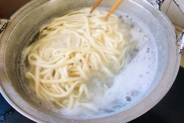 羊肉臊子面的做法图解13