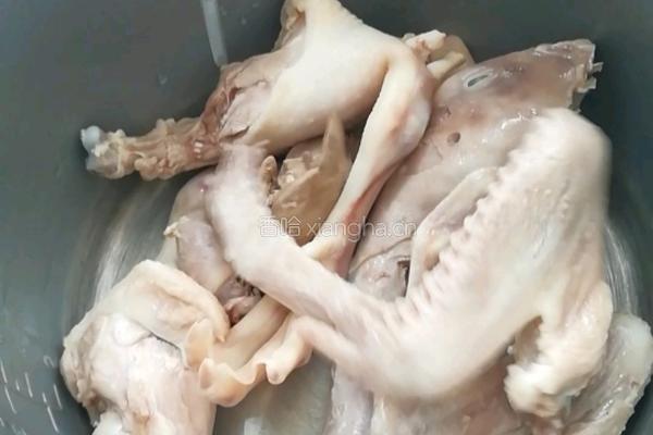 麻辣鸭货的做法图解3