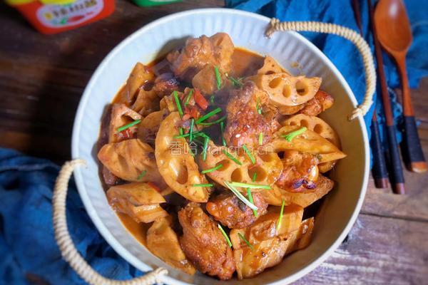 莲藕酱炖鸡腿肉的做法图解16