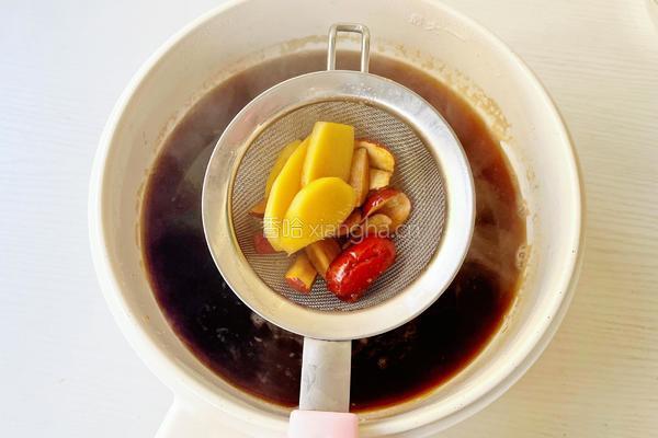 红糖姜枣奶茶的做法图解6