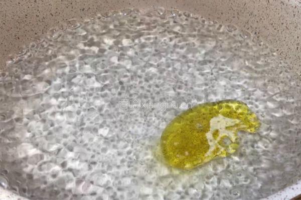 椒麻荷兰豆炒藕片的做法图解4