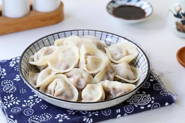 牛肉芹菜饺子的做法图解19