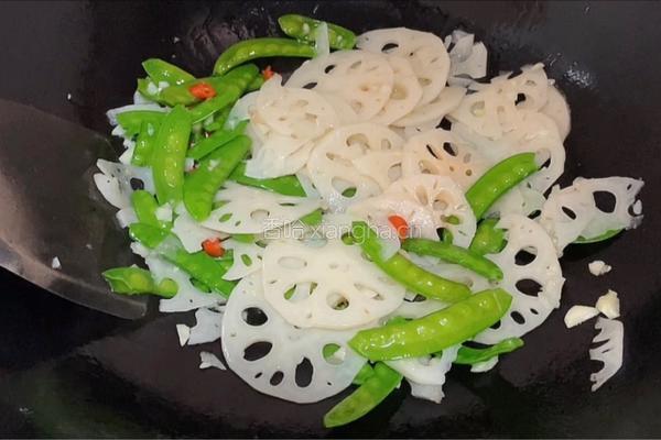 荷兰豆炒藕片的做法图解7