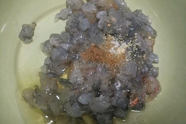 茄汁虾饼的做法图解2