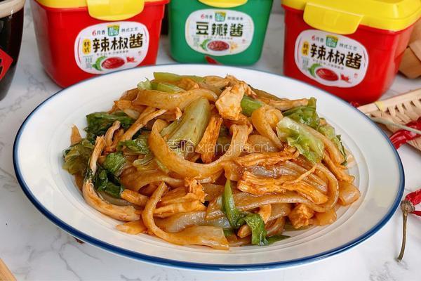 鸡肉丝炒河粉的做法图解12