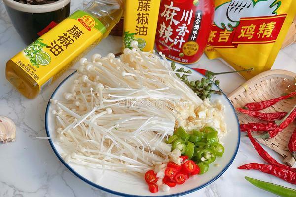 凉拌金针菇的做法图解1