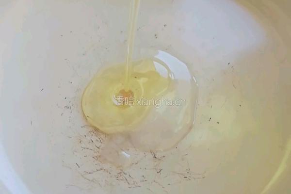 干煸豆角的做法图解2