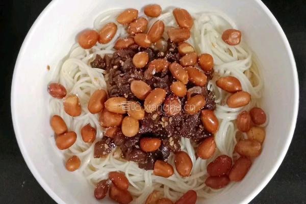 香菇肉酱拌面的做法图解7