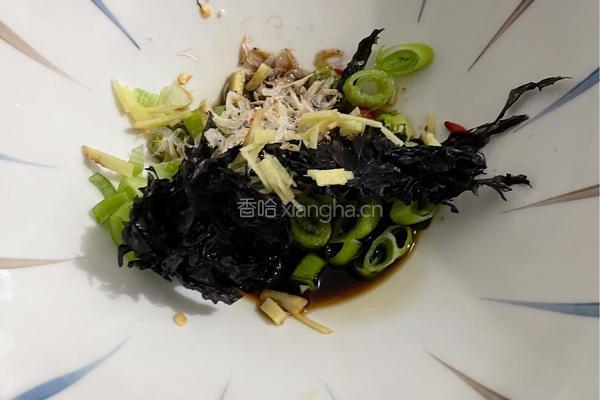 虾仁紫菜清汤面的做法图解3