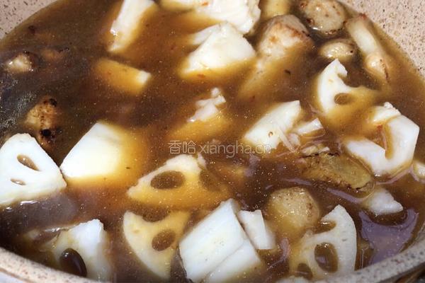 猪肉炖莲藕的做法图解10