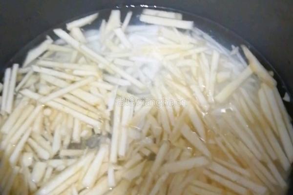 山药苹果粥的做法图解3