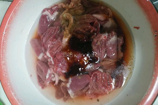 火燎鸭心的做法图解3