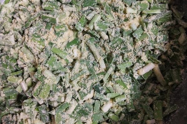 韭菜玉米鸡蛋饼的做法图解1