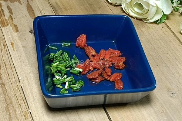 清蒸枸杞萝卜条的做法图解5