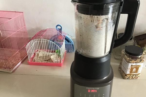 奥利奥牛奶的做法图解2