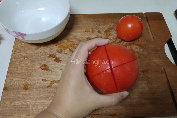 金针菇番茄汤的做法图解1